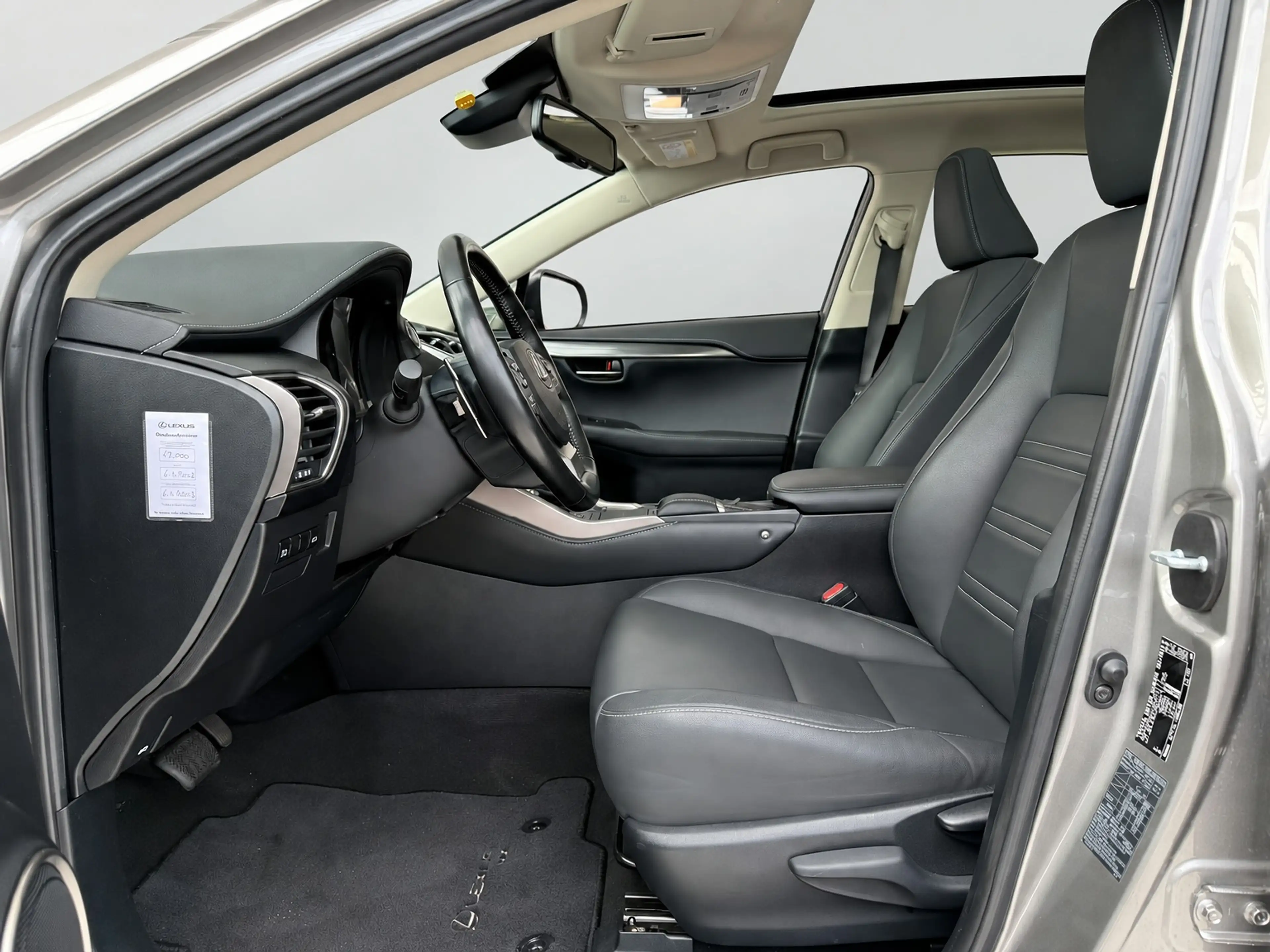 Lexus NX 300h AWD Premium | Carplay | Panoramadak | Stoelverwarm — photo 7