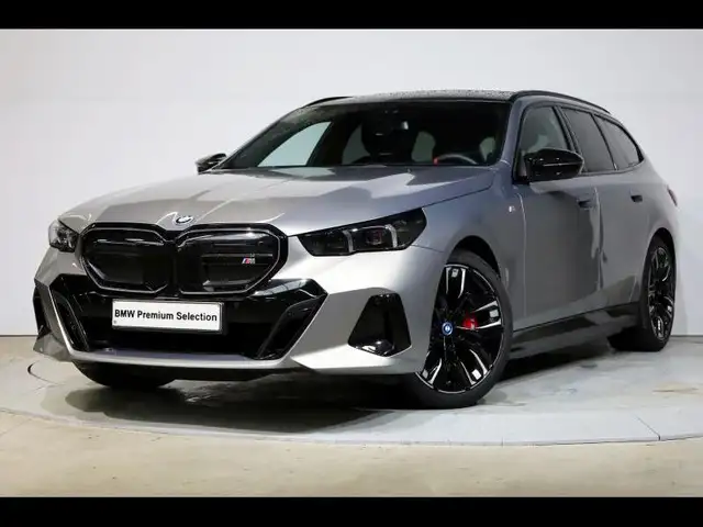 BMW i5 M60 xDrive Touring Kit M Sport