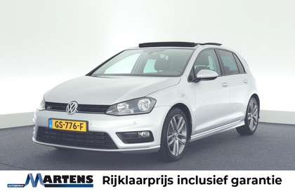 Volkswagen Golf 1.2 TSI 110pk DSG R-Line Highline Camera Stoelverw