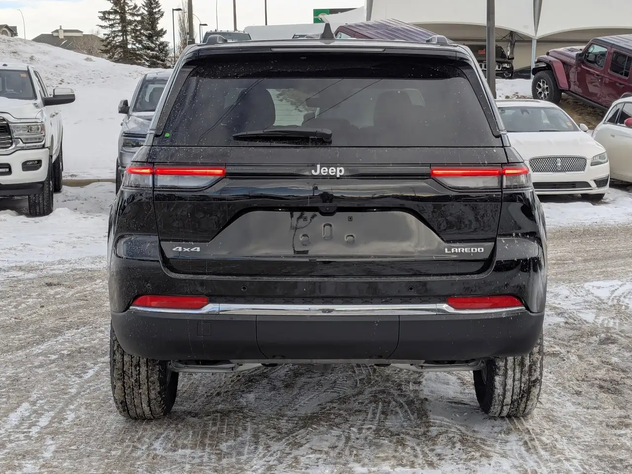 Jeep Grand Cherokee снимка Jeep Grand Cherokee