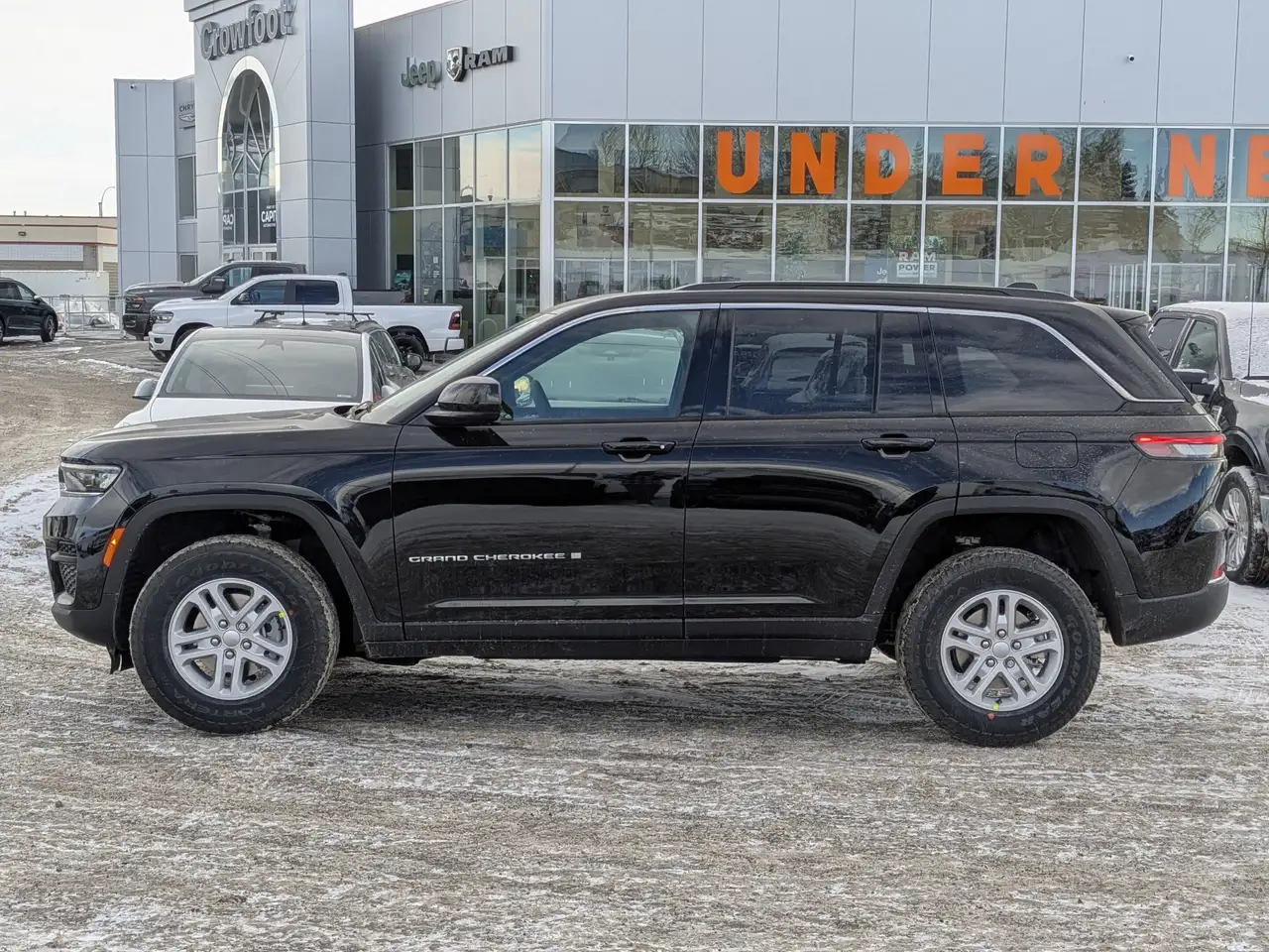 Jeep Grand Cherokee снимка Jeep Grand Cherokee