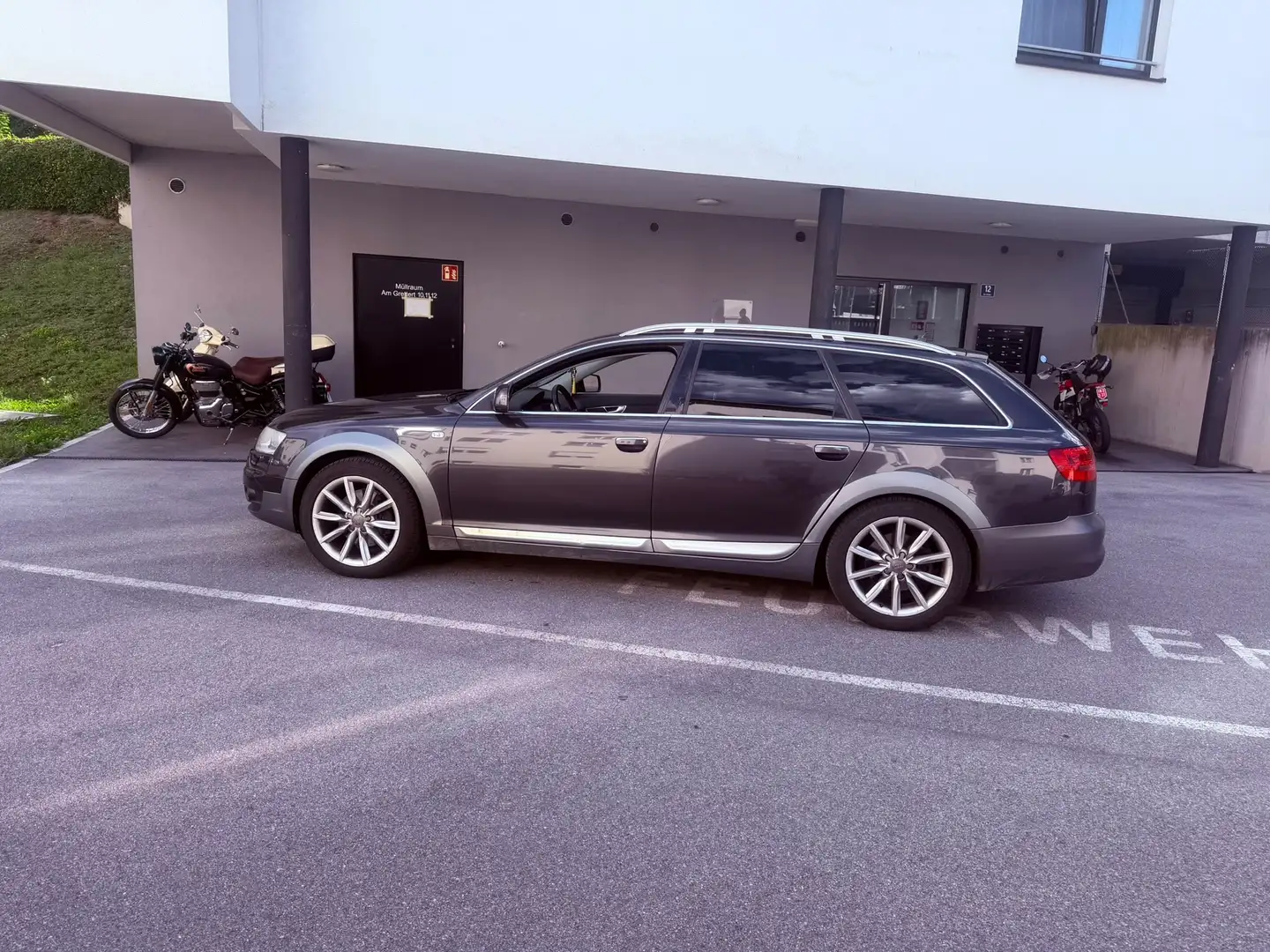 Audi A6 allroad Tausch Möglich 3,0 TDI V6 quattro Tiptr. Allroad Grau - 2