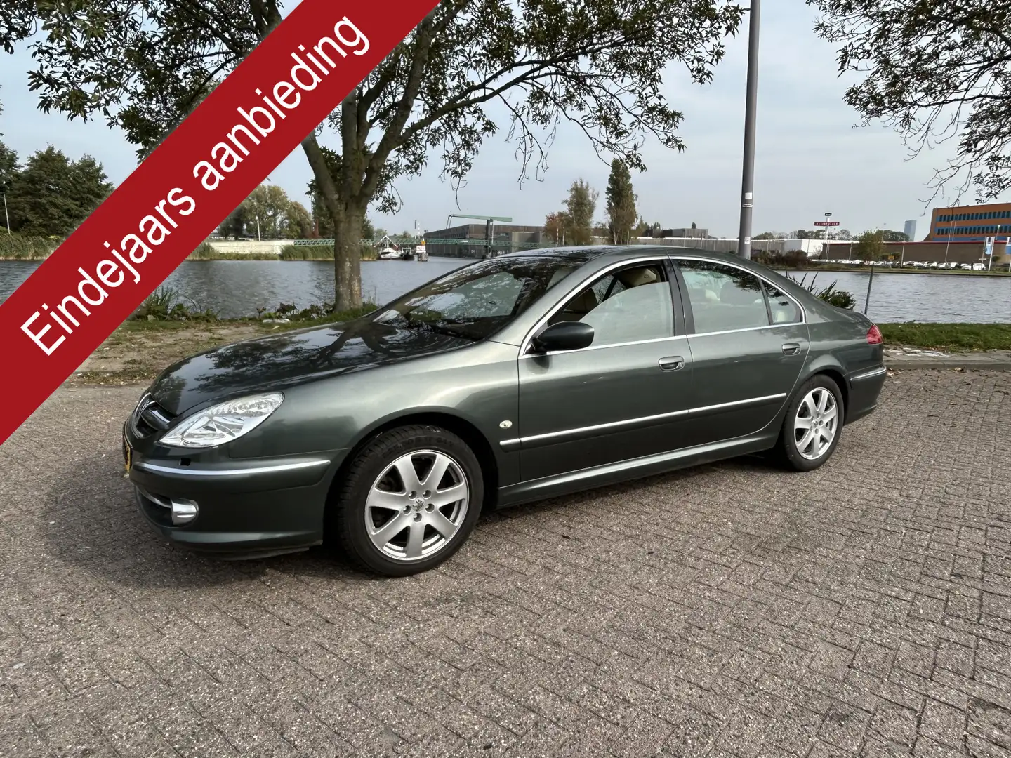 Peugeot 607 3.0-24V Executive * NIEUWE APK * LEDER * FULL OPTI Grau - 2