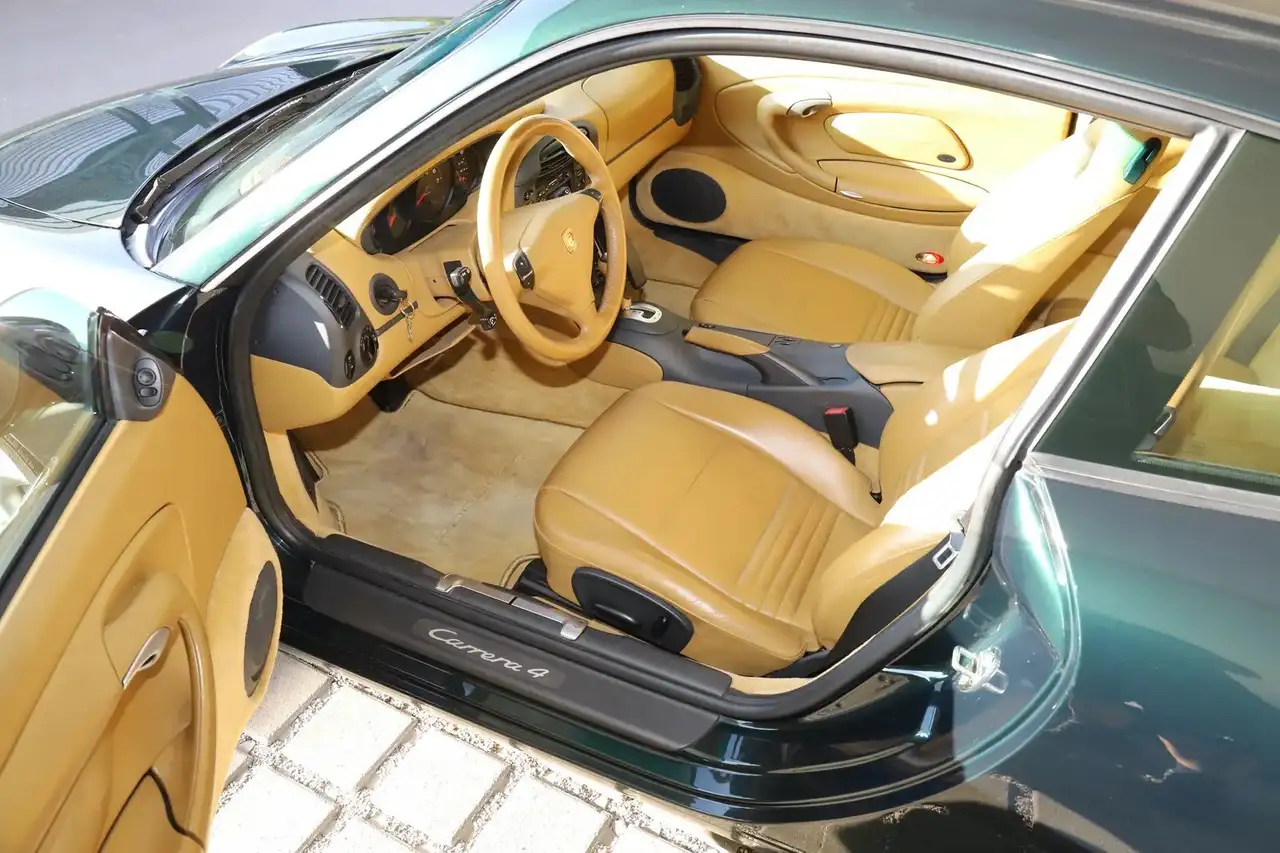 Porsche 911 Carrera 4, foto 4