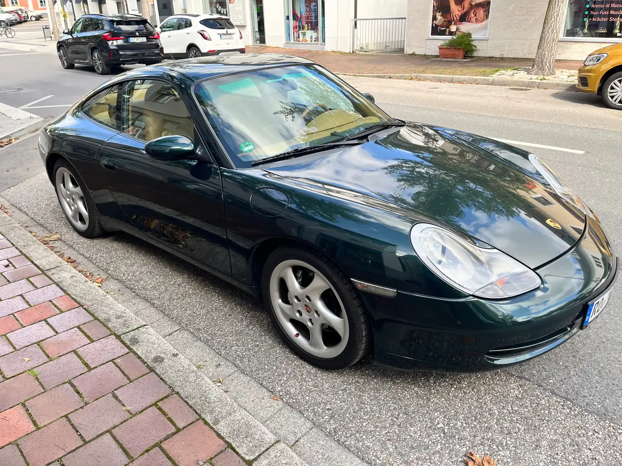 Porsche 911 Carrera 4, foto 2