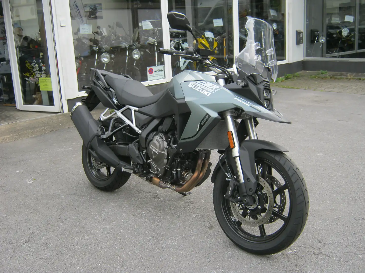 Suzuki V-Strom 800 Grün - 1