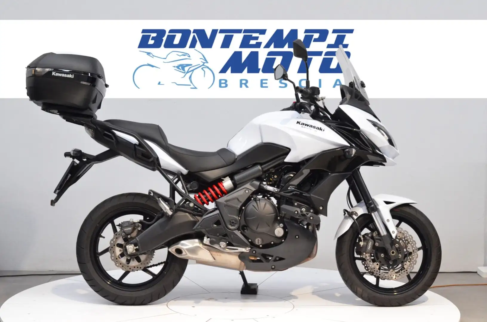 Kawasaki Versys 650 ABS 2015 + BAULETTO Wit - 1