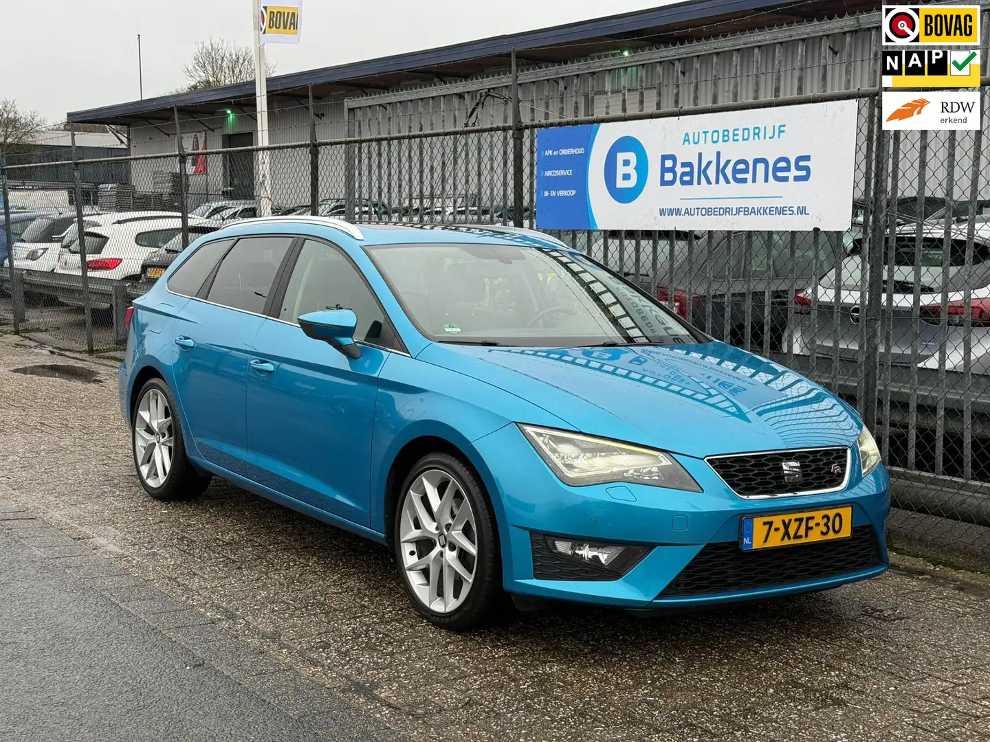 SEAT Leon ST 1.4 TSI ACT FR | Leder | Pano | Bluetooth Bleu - 1