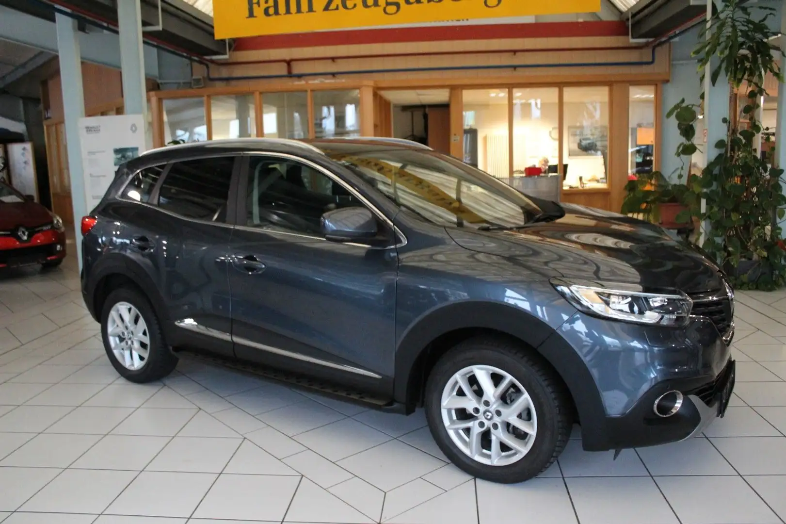 Renault Kadjar XMOD ENERGY dCi 130 4x4 Grau - 2