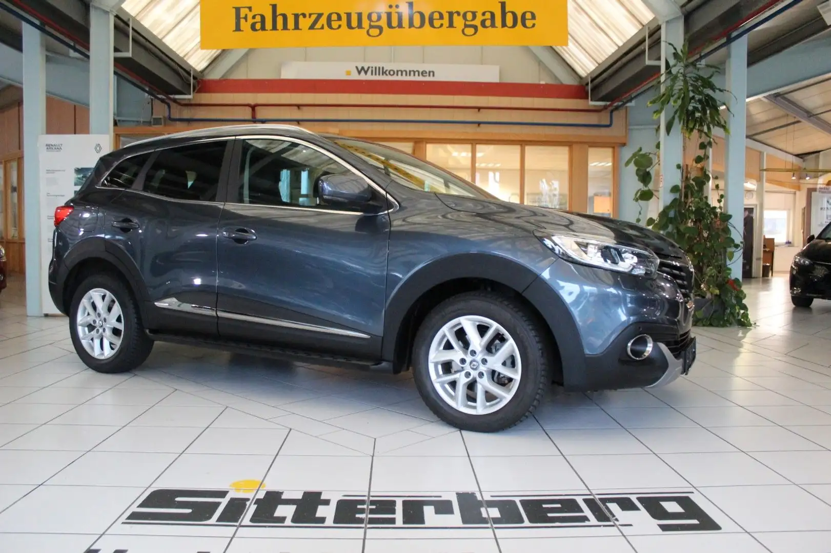 Renault Kadjar XMOD ENERGY dCi 130 4x4 Grau - 1