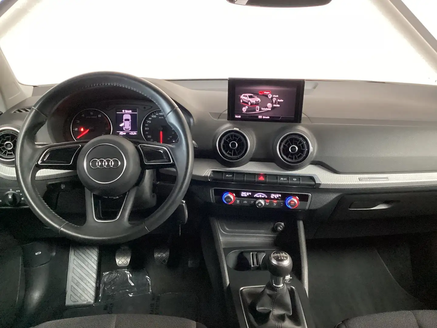 Audi Q2 30 TFSI/1steEig/61000km/Pdc/Alu/Cruise Negro - 2