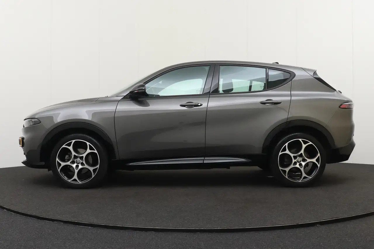 Alfa Romeo Tonale 2025