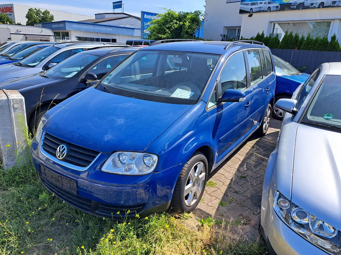 Volkswagen Touran 1.6 FSI * Automatik - Klimaanlage * Blue - 1