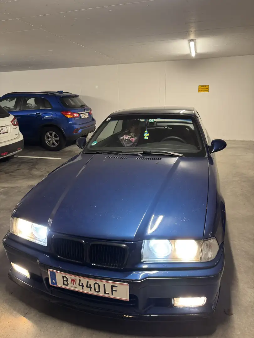 BMW 328 328i Cabrio - 2
