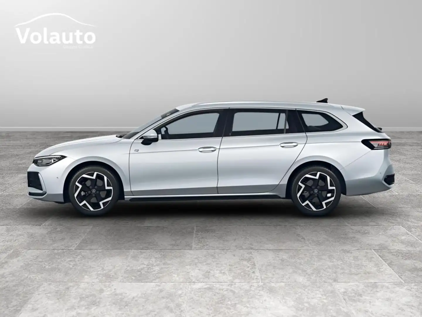 Volkswagen Passat 1.5 etsi act R-Line 150cv dsg Argento - 2