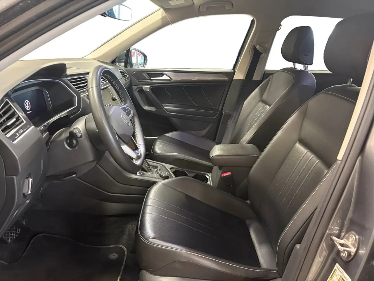 Volkswagen Tiguan снимка Volkswagen Tiguan