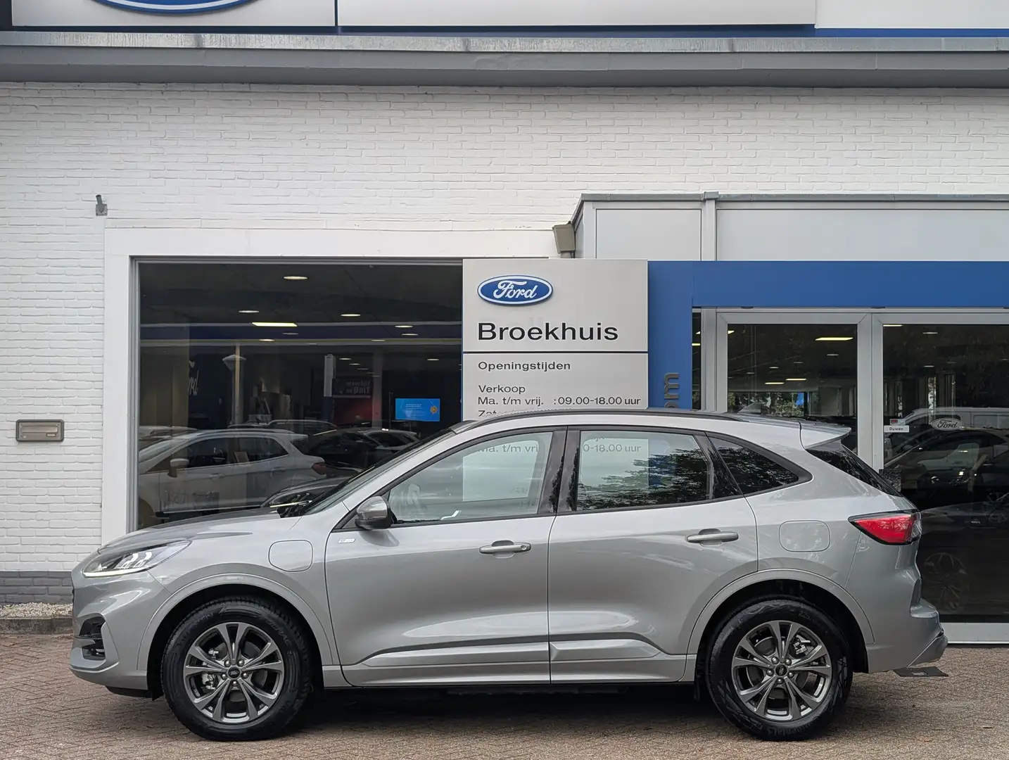 Ford Kuga 2.5 PHEV ST-Line 225pk | Camera | Navi | Standverw Grijs - 2
