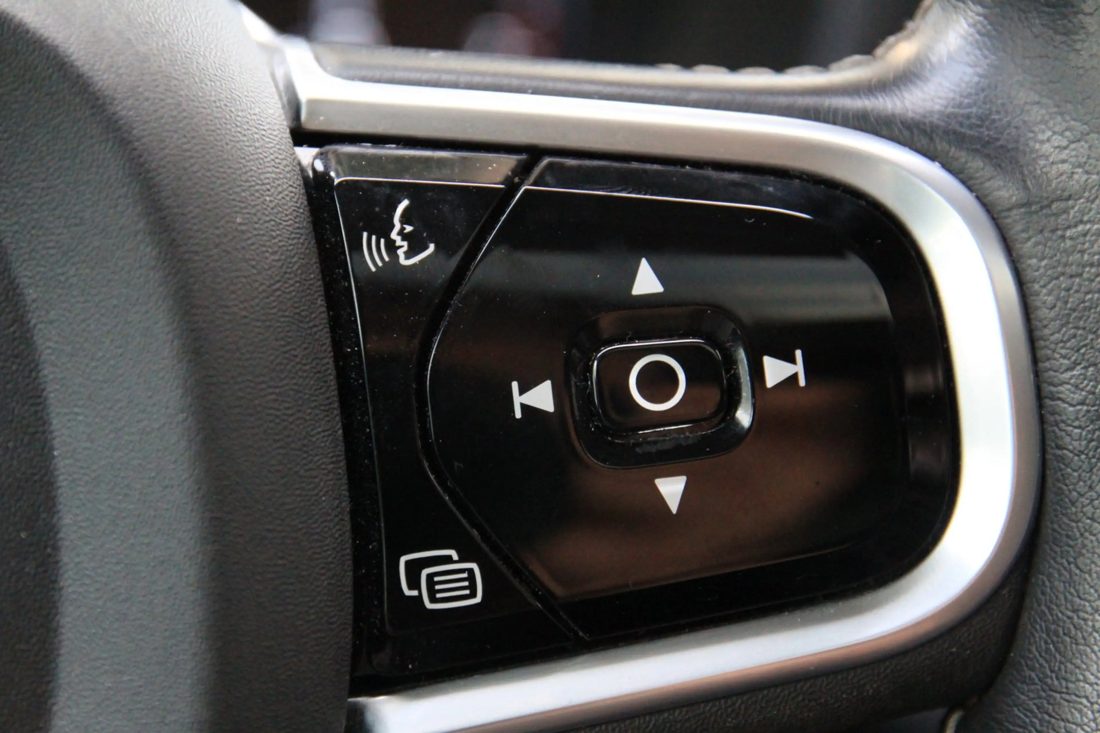 Volvo V60 2.0 T4 Momentum Pro Panorama-Elek,Dak/Camera/Parke — photo 20