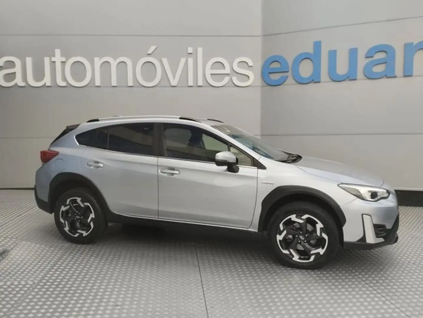 Subaru Crosstrek XV 2.0i Hybrid CVT Sport Plus Zilver - 1