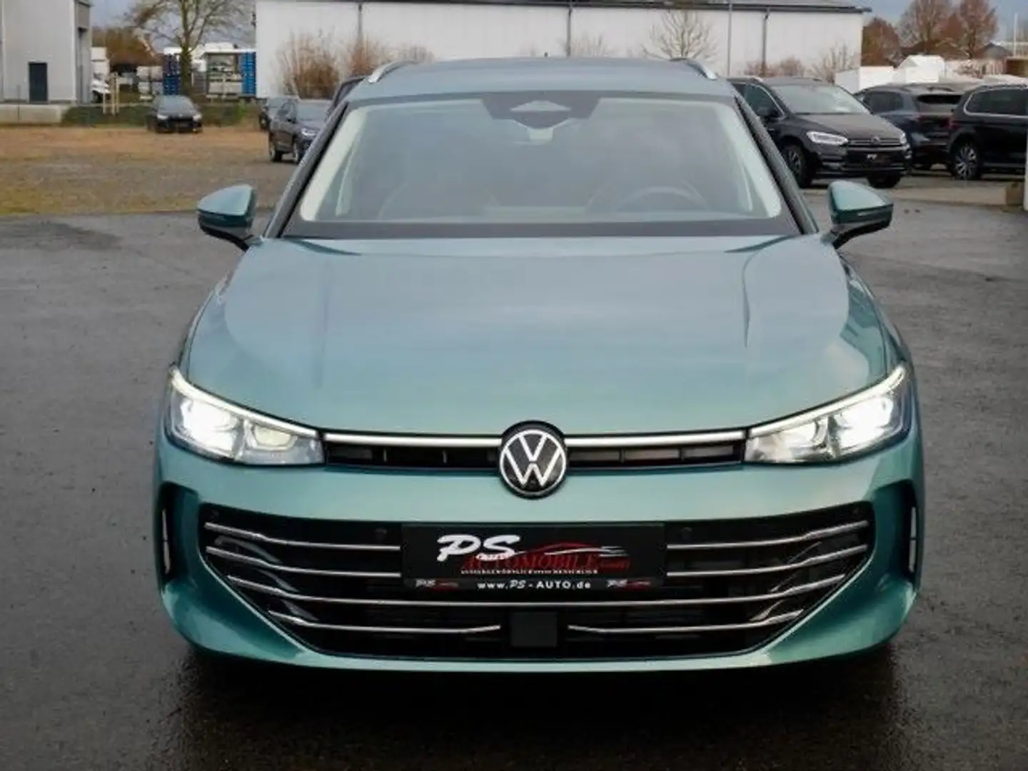 Volkswagen Passat Variant Passat 2.0 TDI DSG Elegance+AHK+Matrix+360° Verde - 2