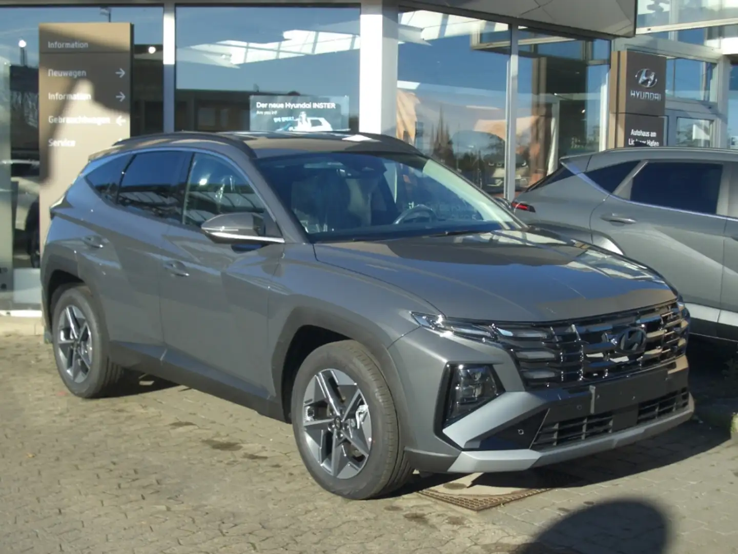 Hyundai TUCSON Facelift MJ2026 1.6 DCT 2WD Trend Gris - 1