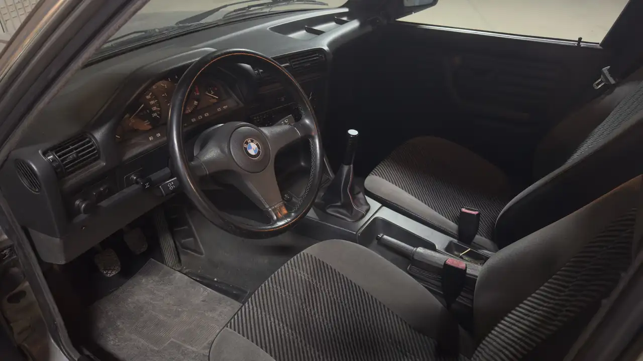 BMW E30 Swap, foto 1