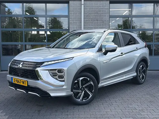 Mitsubishi Eclipse Cross Cross|CARPLAY|CAMERA|XENON| 2.4 PHEV Instyle