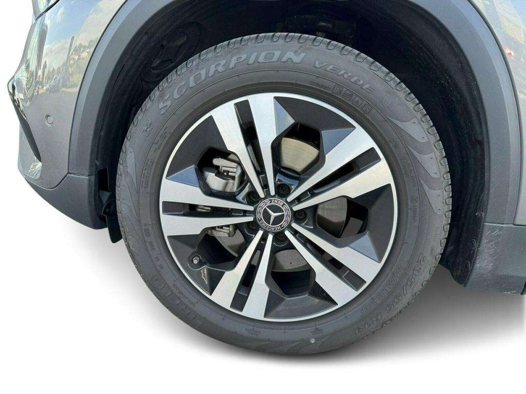 Mercedes-Benz GLA 180