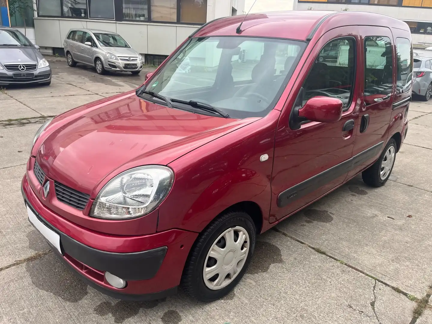 Renault Kangoo Rollstuhl-Transprt Rot - 1