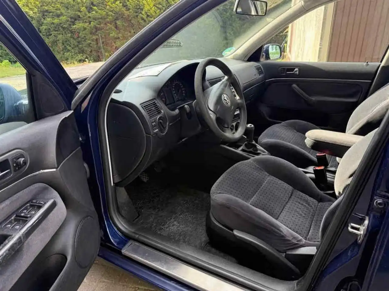 Volkswagen Golf 4 1,6 Motor Benzin, foto 1
