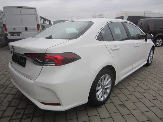 Imagine Toyota Corolla Corolla 1.5 Comfort