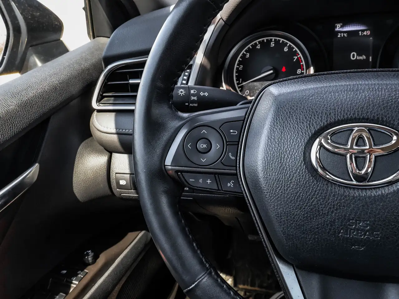Toyota Camry снимка Toyota Camry