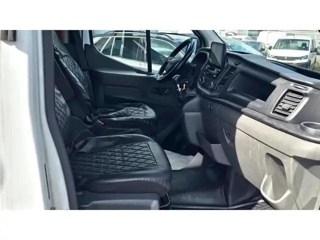 Ford Transit view 15