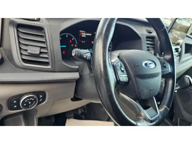 Ford Transit view 18