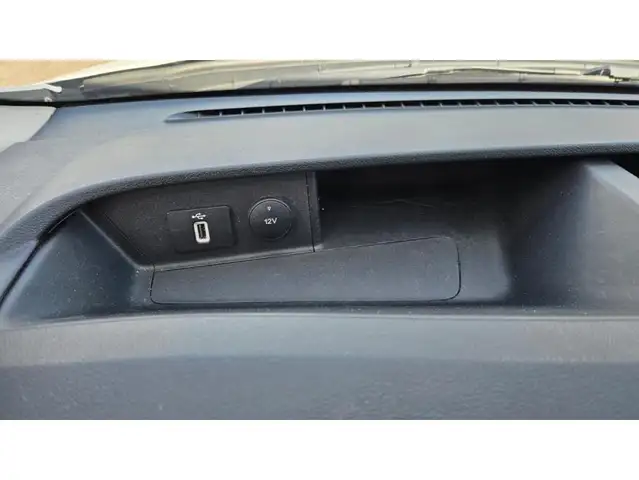 Ford Transit view 25