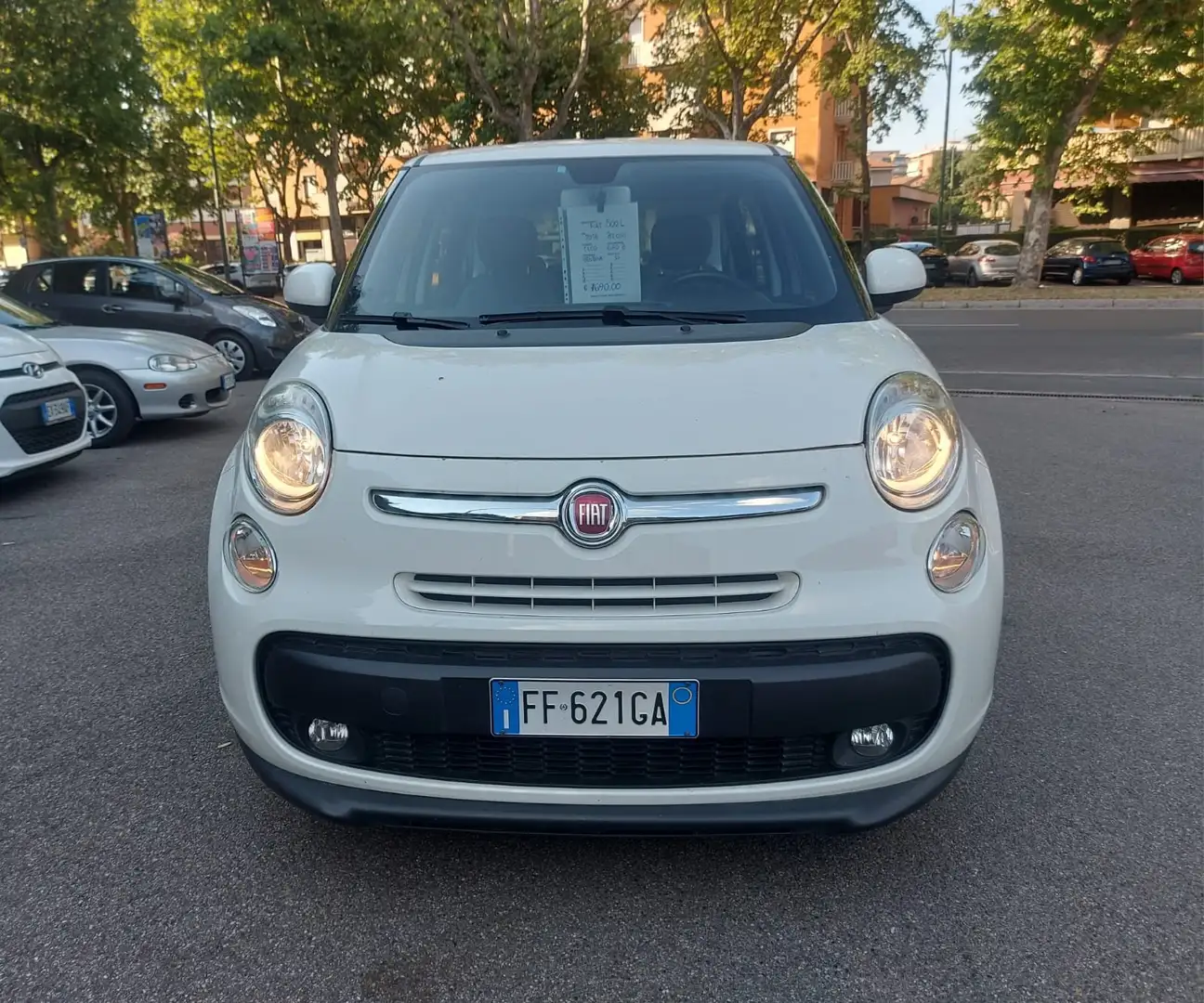 Fiat 500L con SENSORI DI PARCHEGGIO Bianco - 2