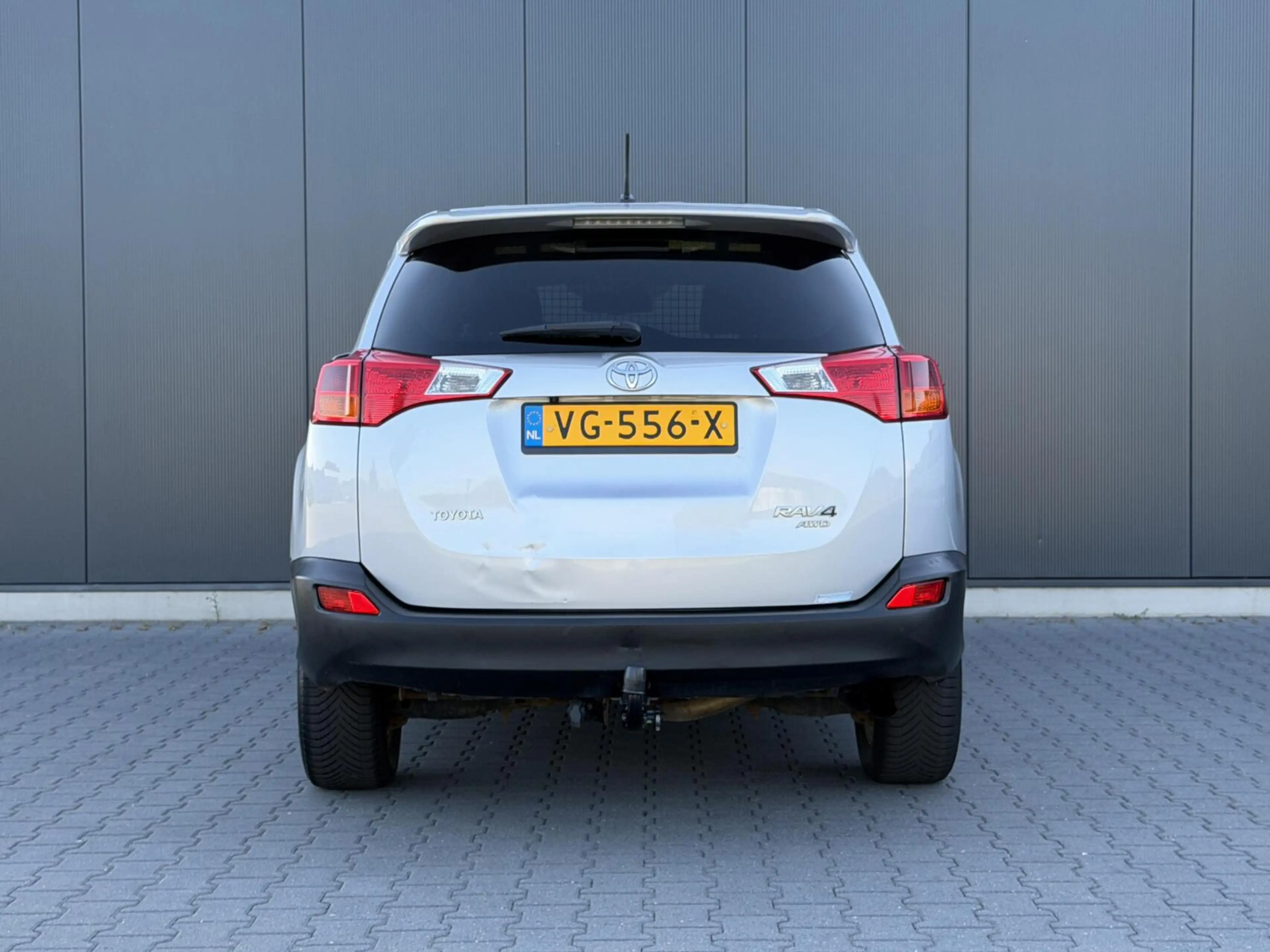 Toyota RAV 4 2.2 D-4D 4WD Grijs Kenteken - 2e Eigenaar - Camera — photo 8