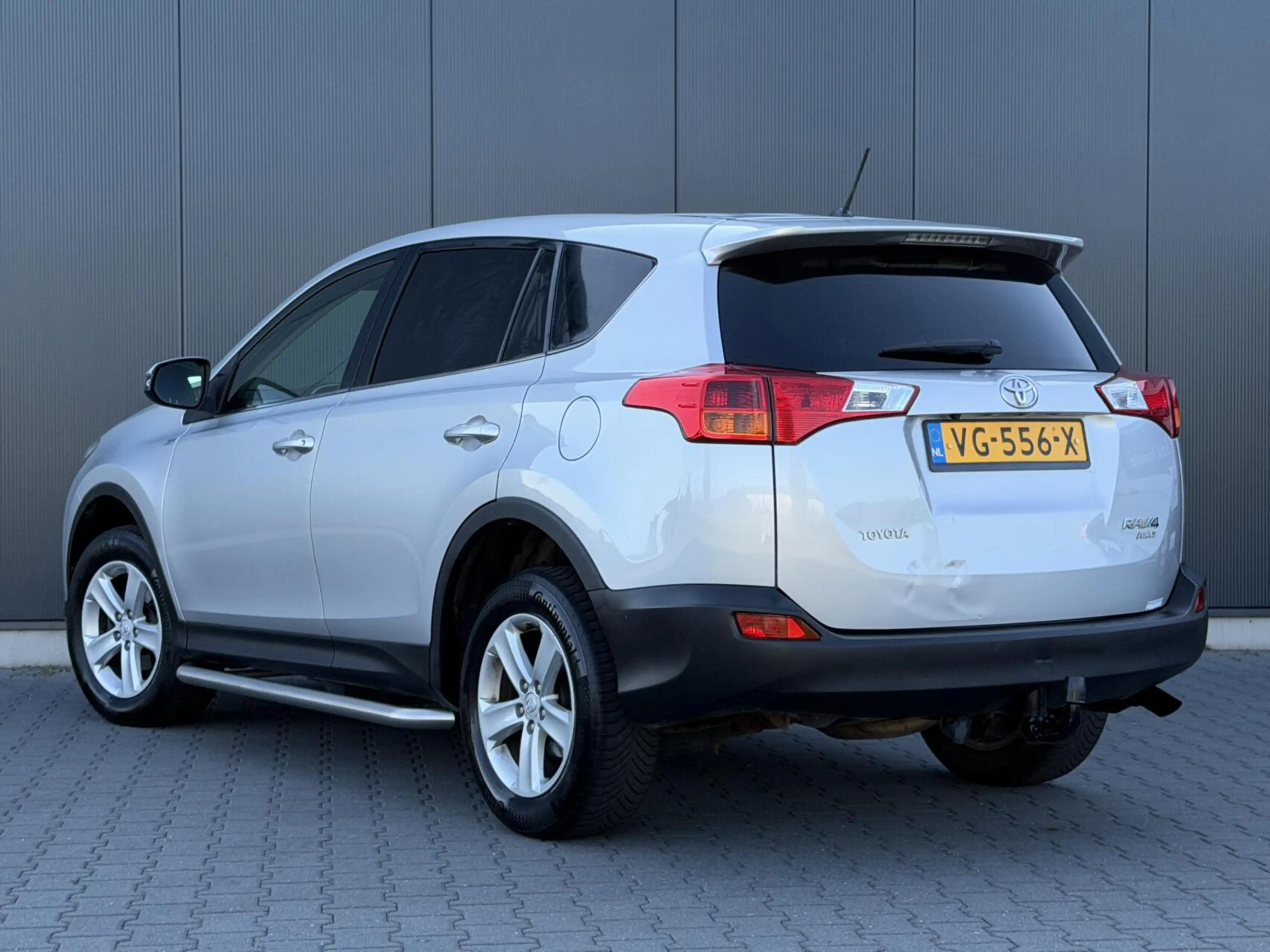 Toyota RAV 4 2.2 D-4D 4WD Grijs Kenteken - 2e Eigenaar - Camera — photo 3
