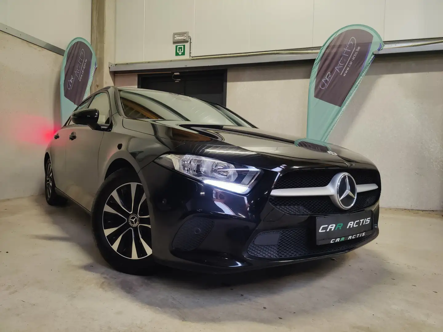 Mercedes-Benz A 180 Business Solution - GPS - SIEG.CH - CAM - CLIM.AUT Zwart - 1