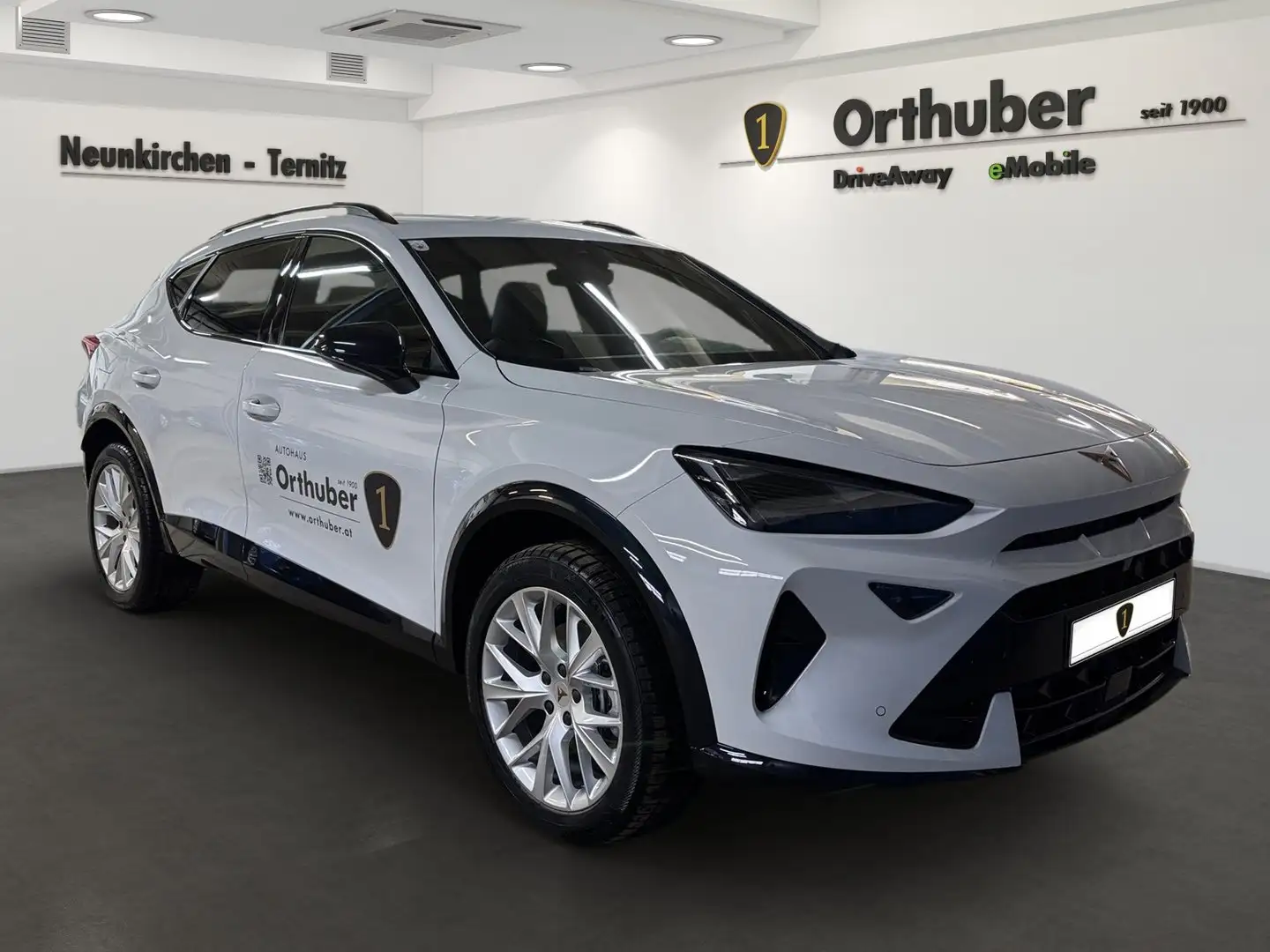 CUPRA Formentor 1.5 e-TSI 150 PS DSG Weiß - 2