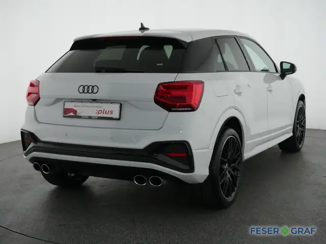 Audi SQ2 view 4