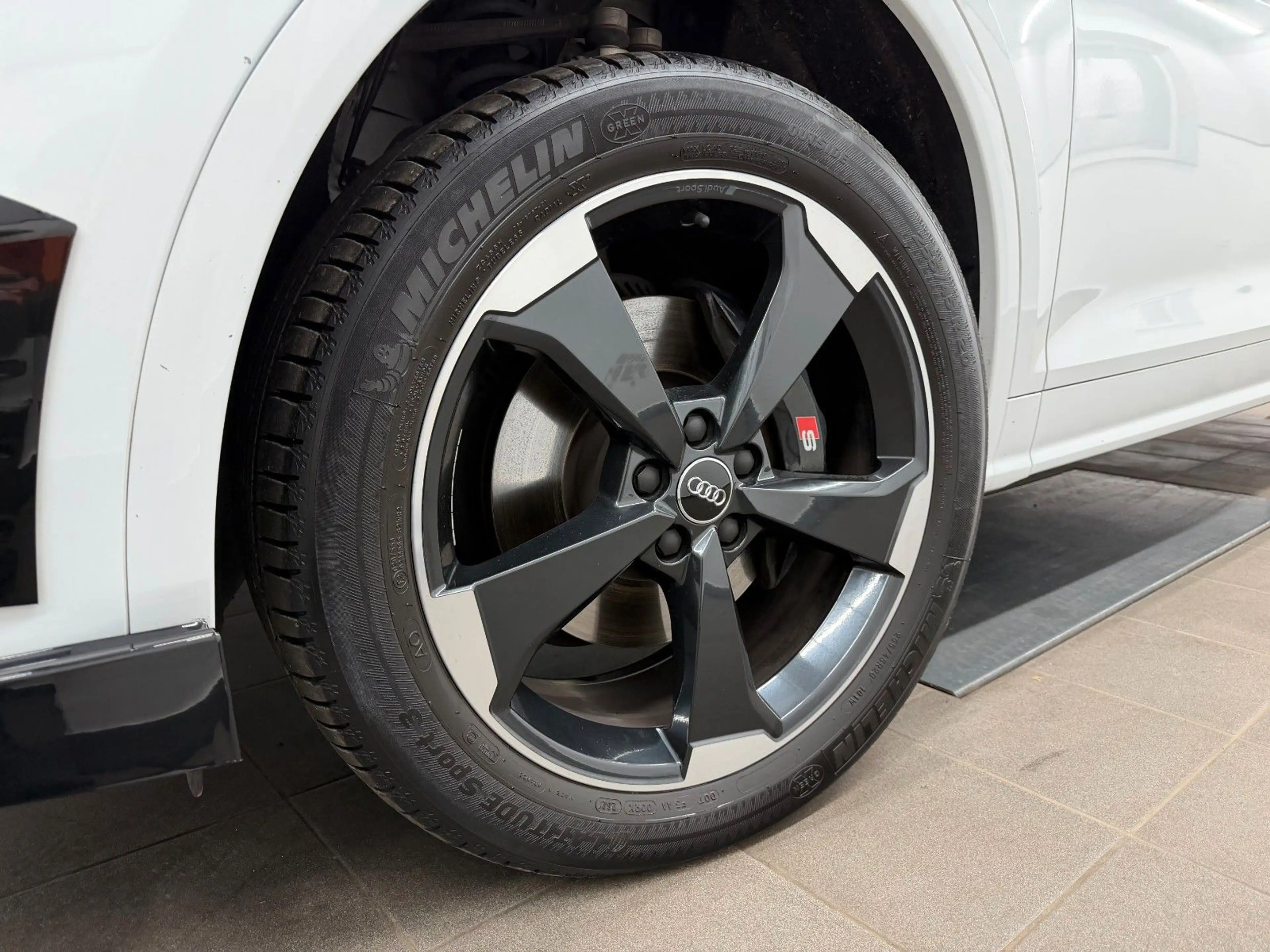 Audi SQ5 3.0 TFSI Premium Plus quattro/Memo/Pano/B&o/ — photo 7