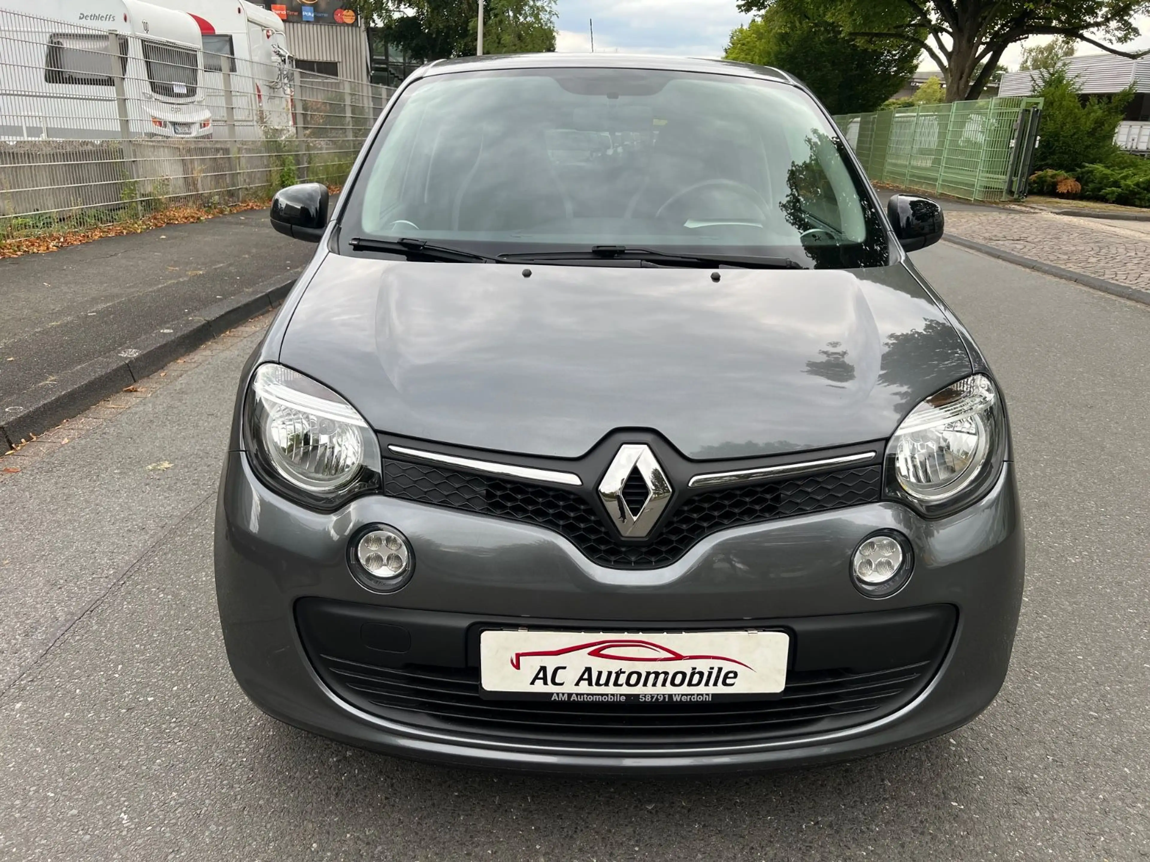 Renault Twingo Limited — photo 3