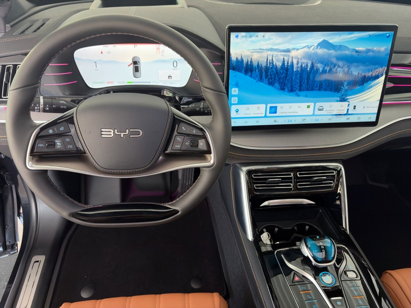 BYD Tang NEW TANG EV-NL 4WD/PANO/HUD/21Z/360° — photo 9
