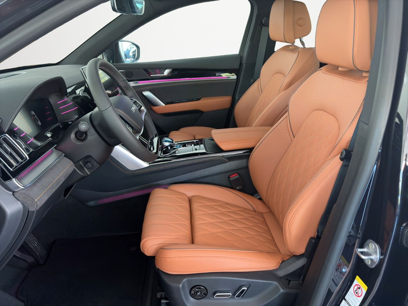 BYD Tang NEW TANG EV-NL 4WD/PANO/HUD/21Z/360° — photo 6