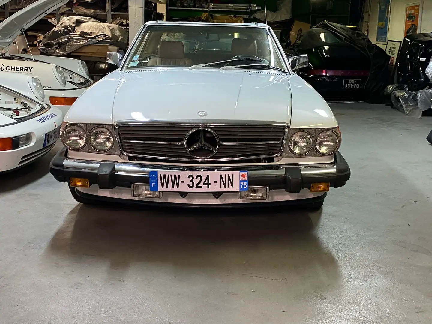 Mercedes-Benz 560 560 SL R107 Bianco - 1