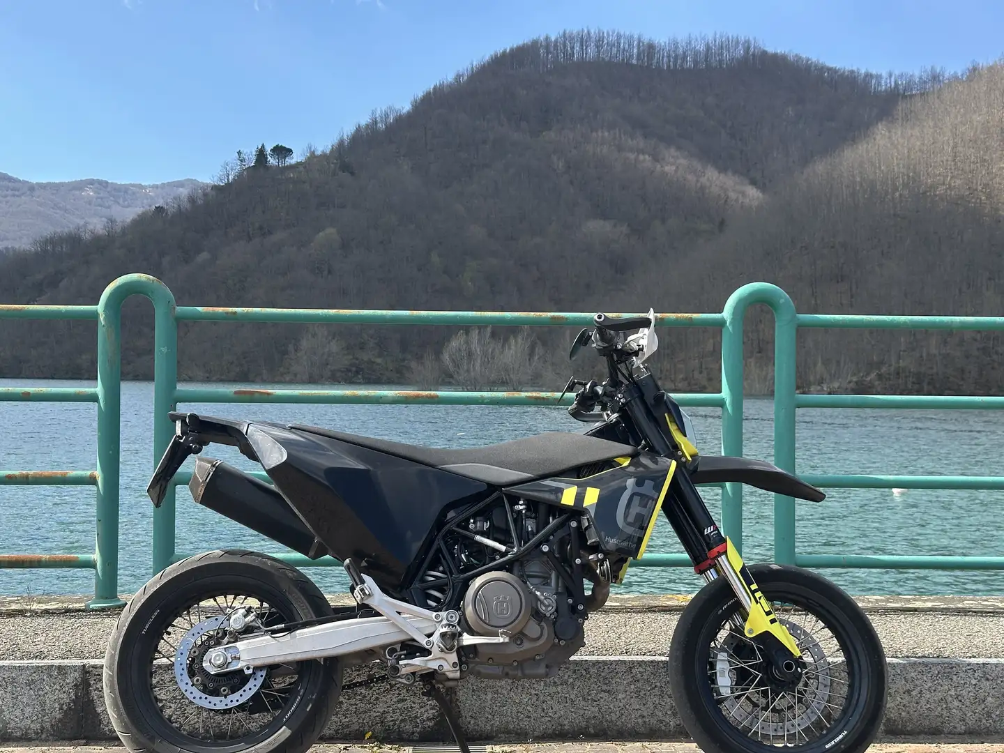 Husqvarna 701 Supermoto - 2