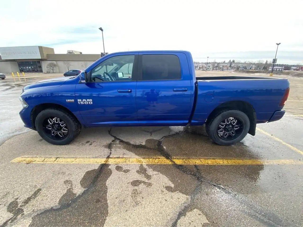 RAM 1500 снимка RAM 1500
