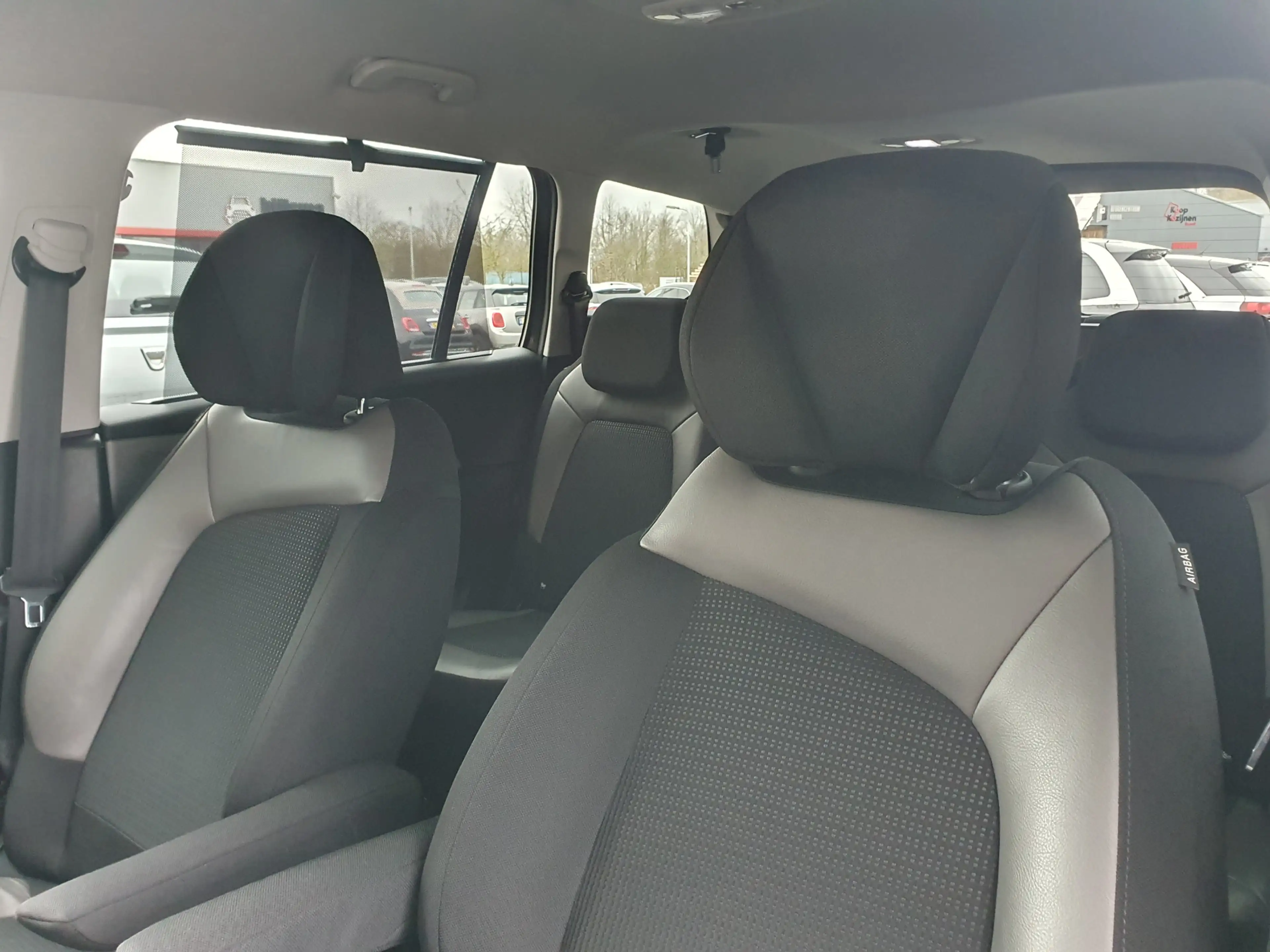 Citroen Grand C4 Picasso 1.2 PureTech Business PDC/TREKH./NAVI/CRUISE/CLIMA — photo 48