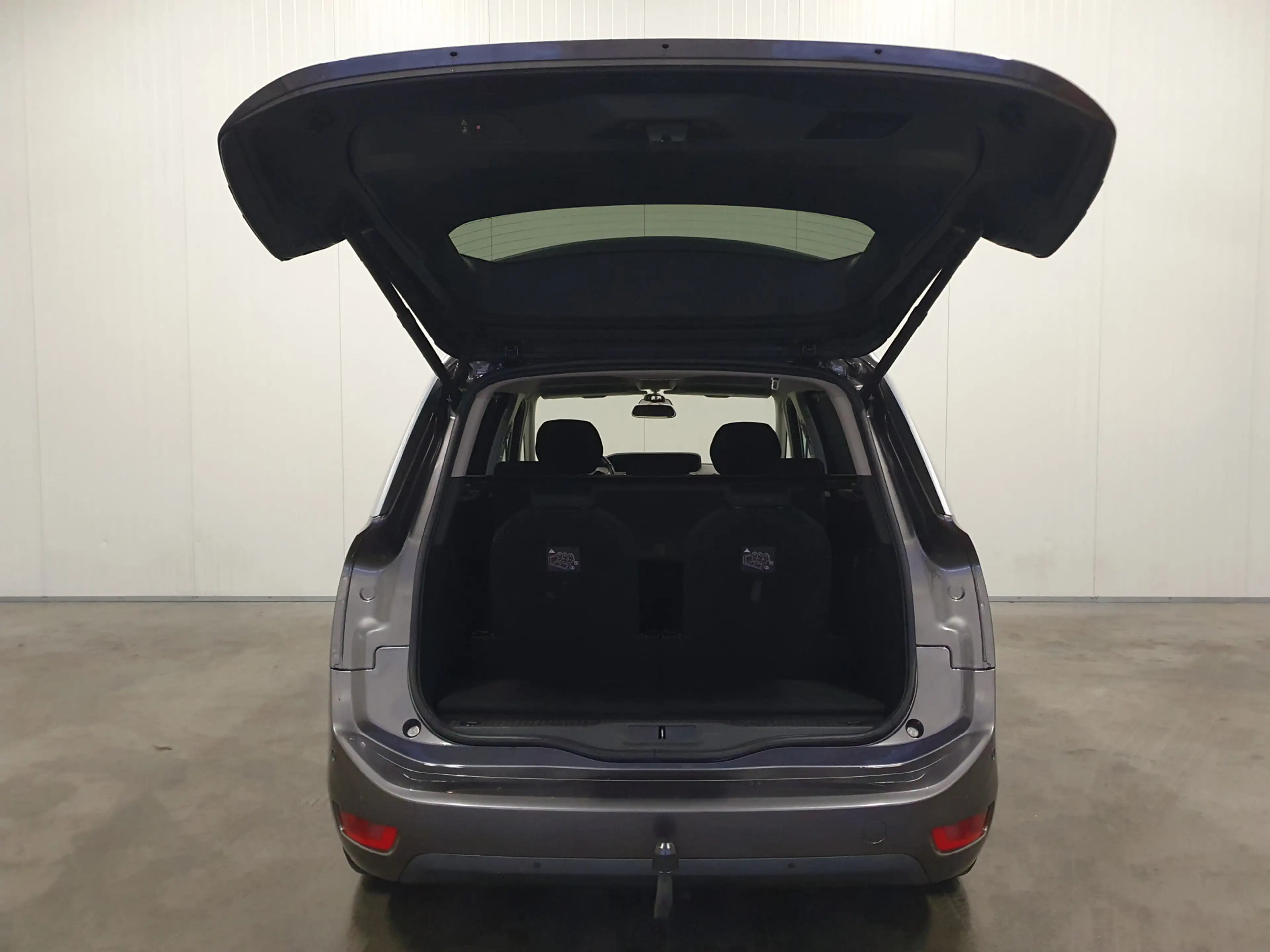 Citroen Grand C4 Picasso 1.2 PureTech Business PDC/TREKH./NAVI/CRUISE/CLIMA — photo 32
